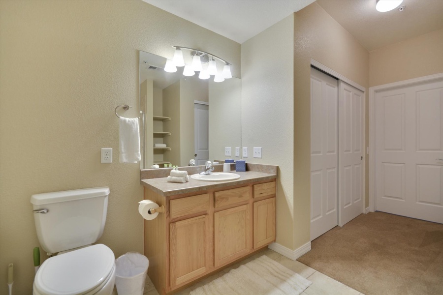 2133 Krisron Rd #A-104, Fort Collins, Colorado, United States 80525, 3 Bedrooms Bedrooms, ,2 BathroomsBathrooms,Condo,Furnished,Krisron Rd #A-104,1049