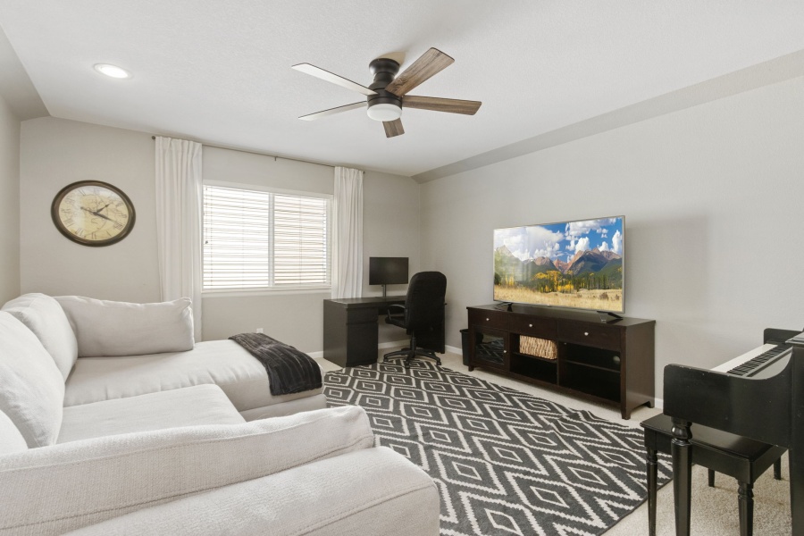 Spacious 5-Bedroom Home in Prestigious Fossil Ridge School District – Observatory Village, Fort Collins